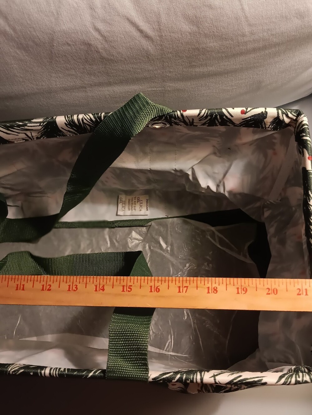 Thirty-one Large Utility Tote-Evergreen Branches - Picture 10 of 10